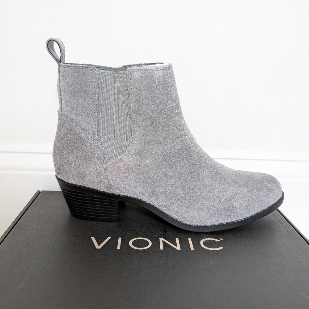 Vionic Water-Repellent Suede Ankle Boots Roseland Size 10M Slate Grey NEW IN BOX